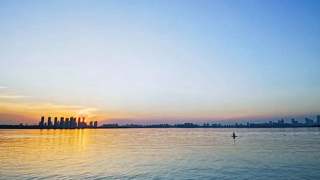 图片[2]-网赚项目：三个实操落地的关于信息差的暴利玩法，看完就能上手。